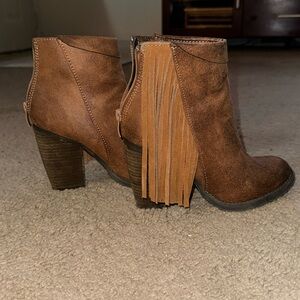 Adorable Altered States Boots Sz 7.5